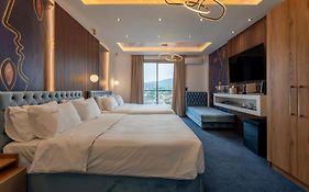 Greek House Hotel